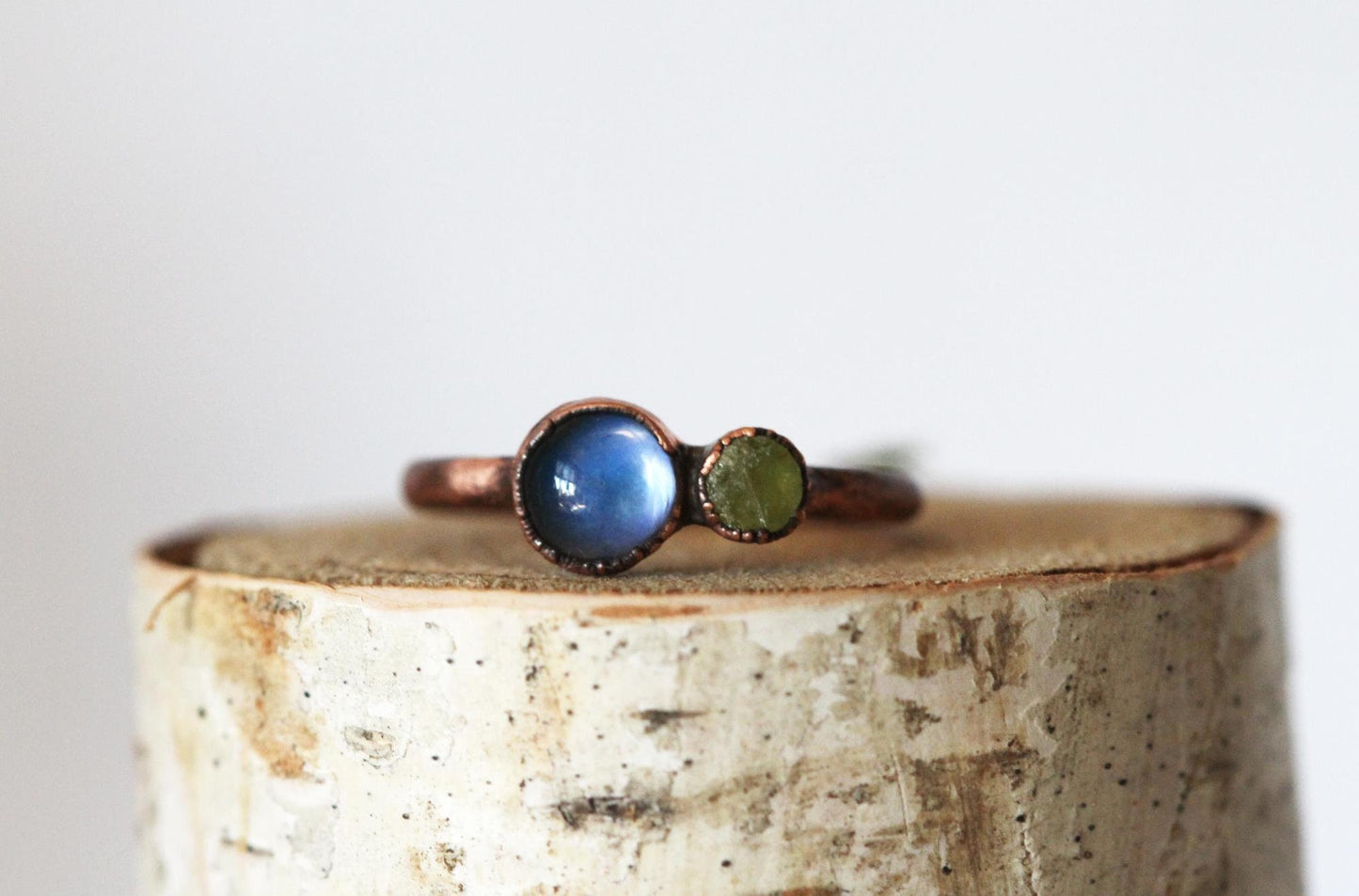 Mood Stone Ring - Raw Birthstone - Color Changing Ring - Retro Jewelry