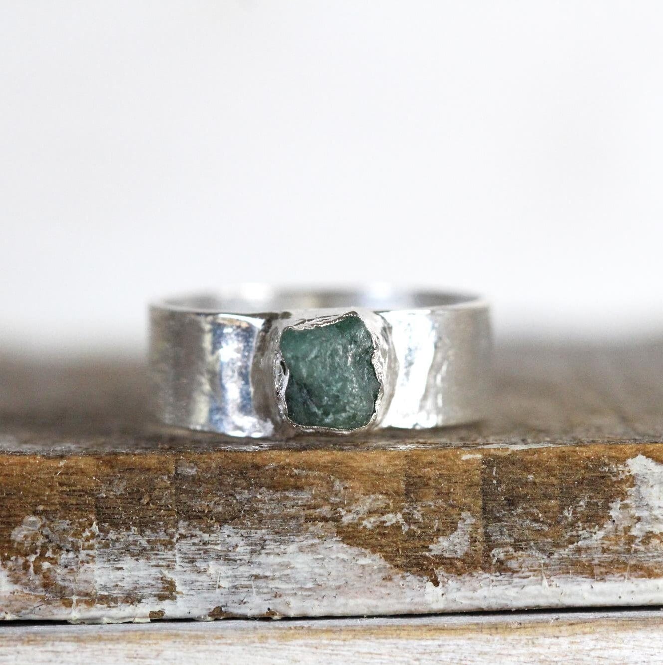 Raw Emerald Ring - Unisex Stone Jewelry - May Birthstone