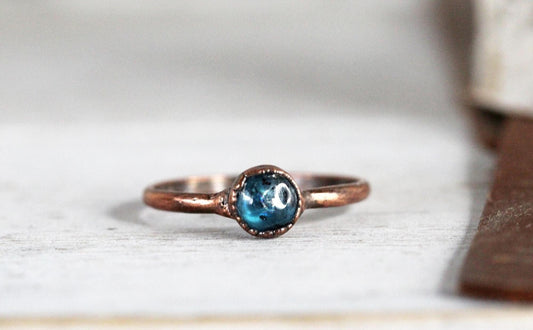 Moss Kyanite Ring - Stone Stacking Ring - Your Choice of Metal