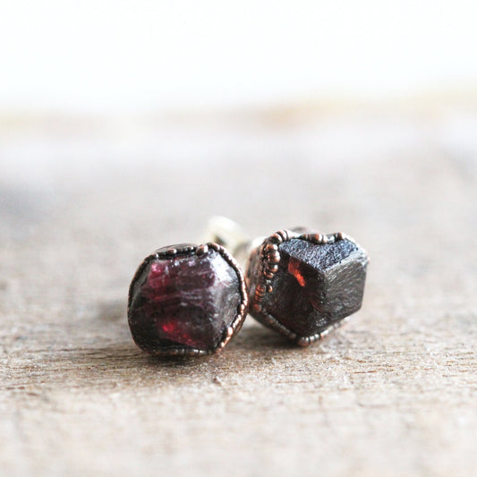 Raw Garnet Earrings - Raw Stone Posts - Sterling Silver Stud Earrings - January Birthstone