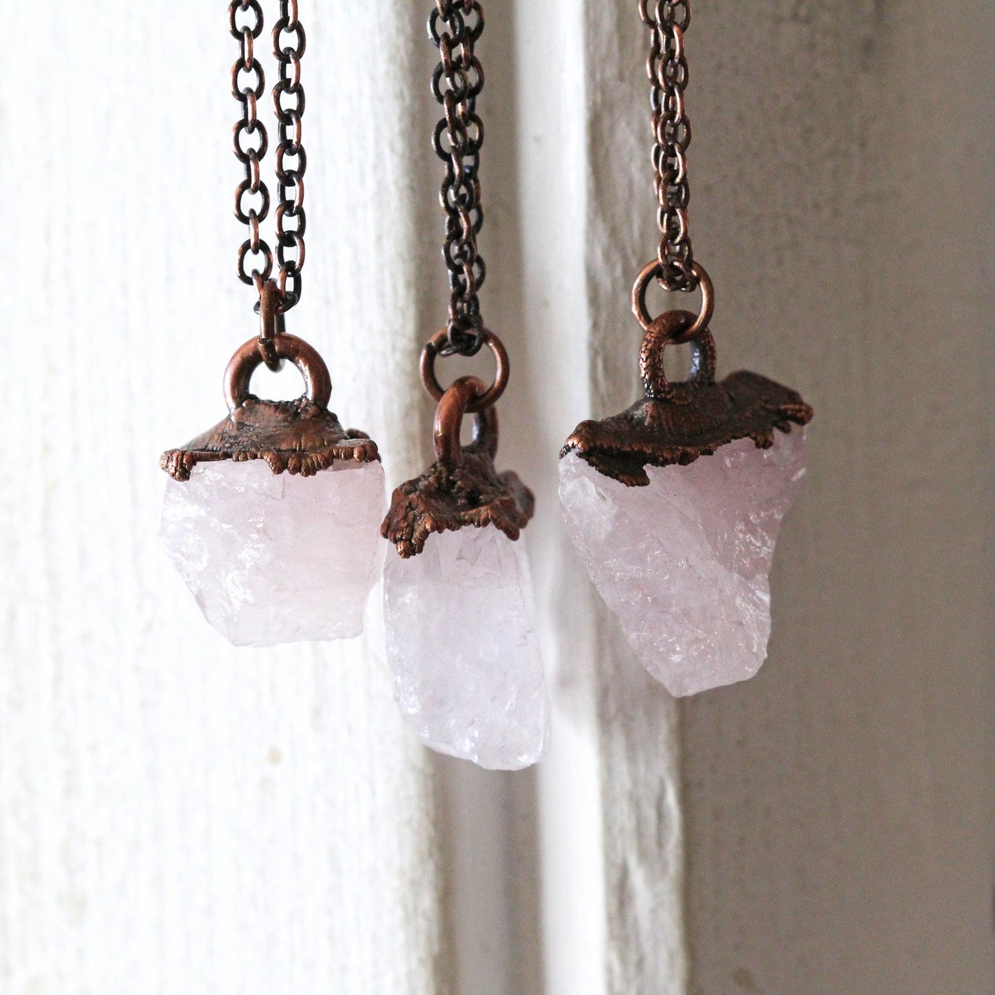 Raw Rose Quartz Necklace - Raw Crystal Pendant - Layering Necklace - Rose Quartz Jewelry