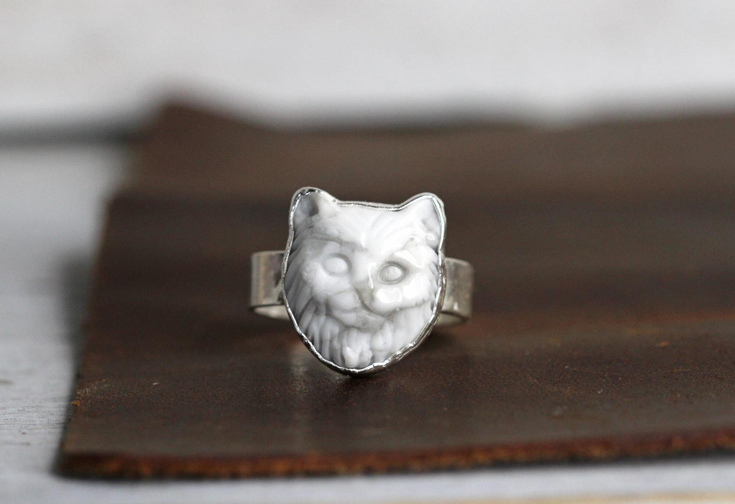 Cat Ring - Carved Howlite - Carved Stone Ring