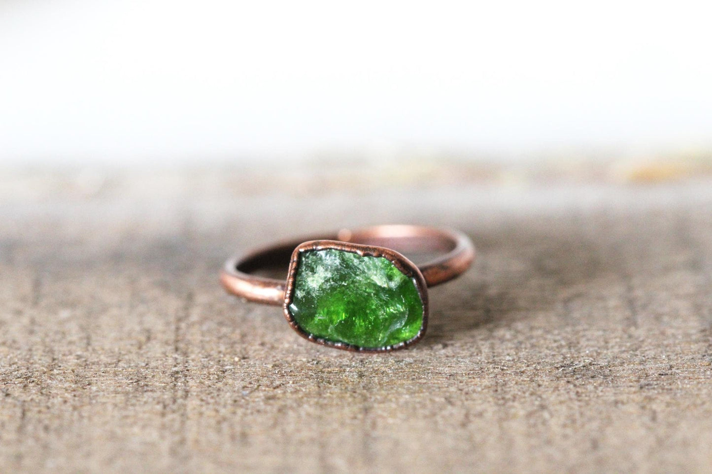 Chrome Diopside Ring - Bright Green Stone - Polished Diopside