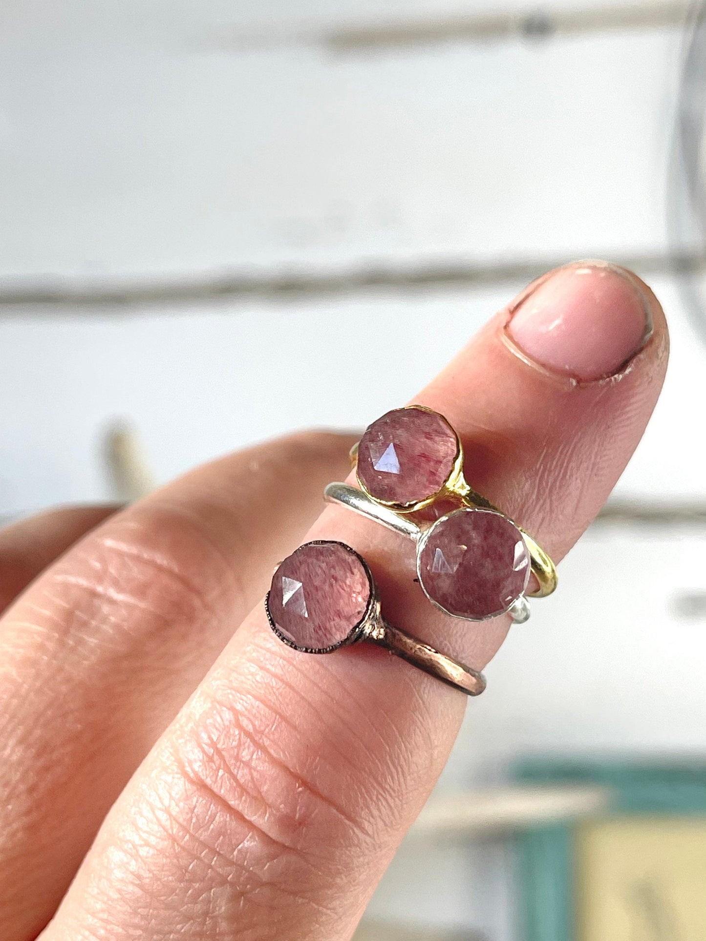 Strawberry Quartz Ring - Round Faceted Crystal - Gold Plated Jewelry