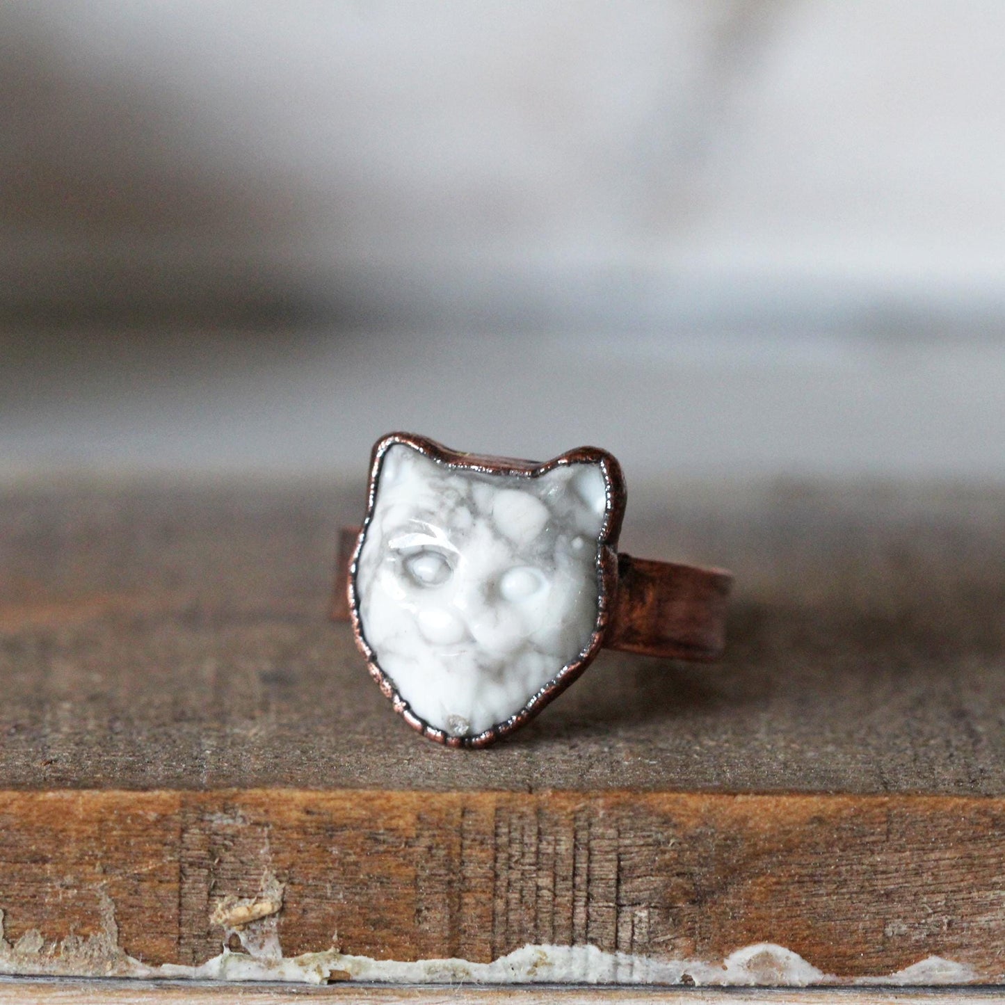 Cat Ring - Carved Howlite - Carved Stone Ring