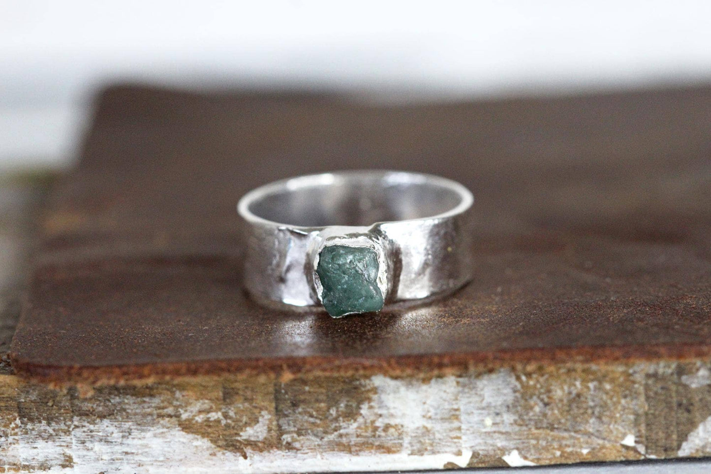 Raw Emerald Ring - Unisex Stone Jewelry - May Birthstone